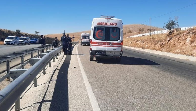 bariyere carpan motosikletli agir yaralandi YTePEqb5