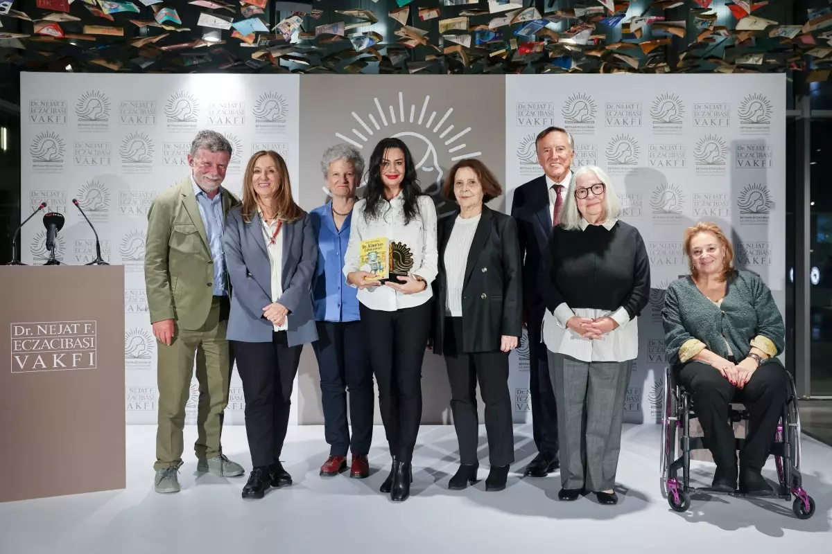 beyhan eczacibasi ilkgenclik edebiyati odulunu koray avci cakman kazandi eYbAZ229.jpg