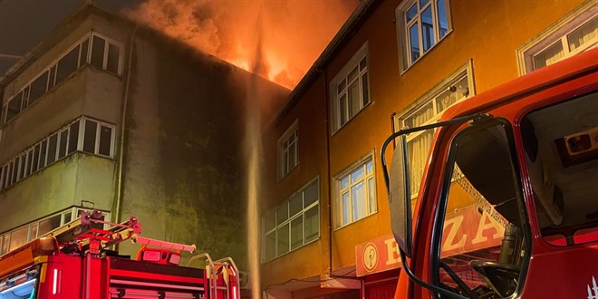 sevgilisinin is yerine almadigi kadin binayi kundakladi UtM9dLYp.jpg