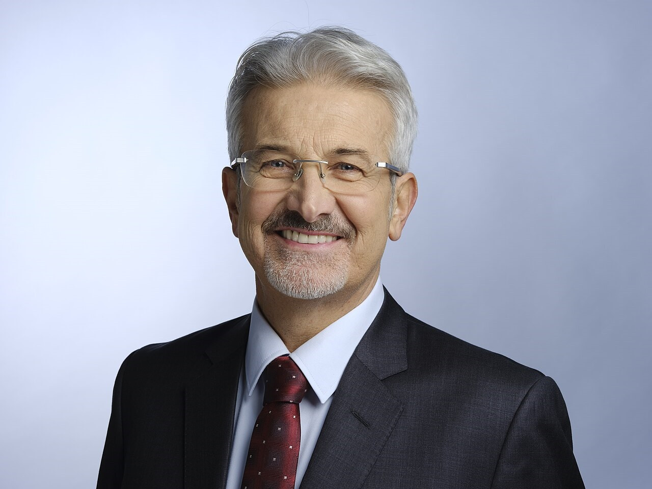 turgay erdem kimdir kac yasinda nereli eski nilufer belediye baskani turgay erdem tutuklandi mi Ta69HCE2.jpg